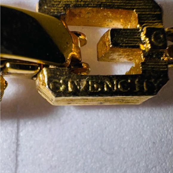 Givenchy Gold Link Necklace - Picture 6 of 8